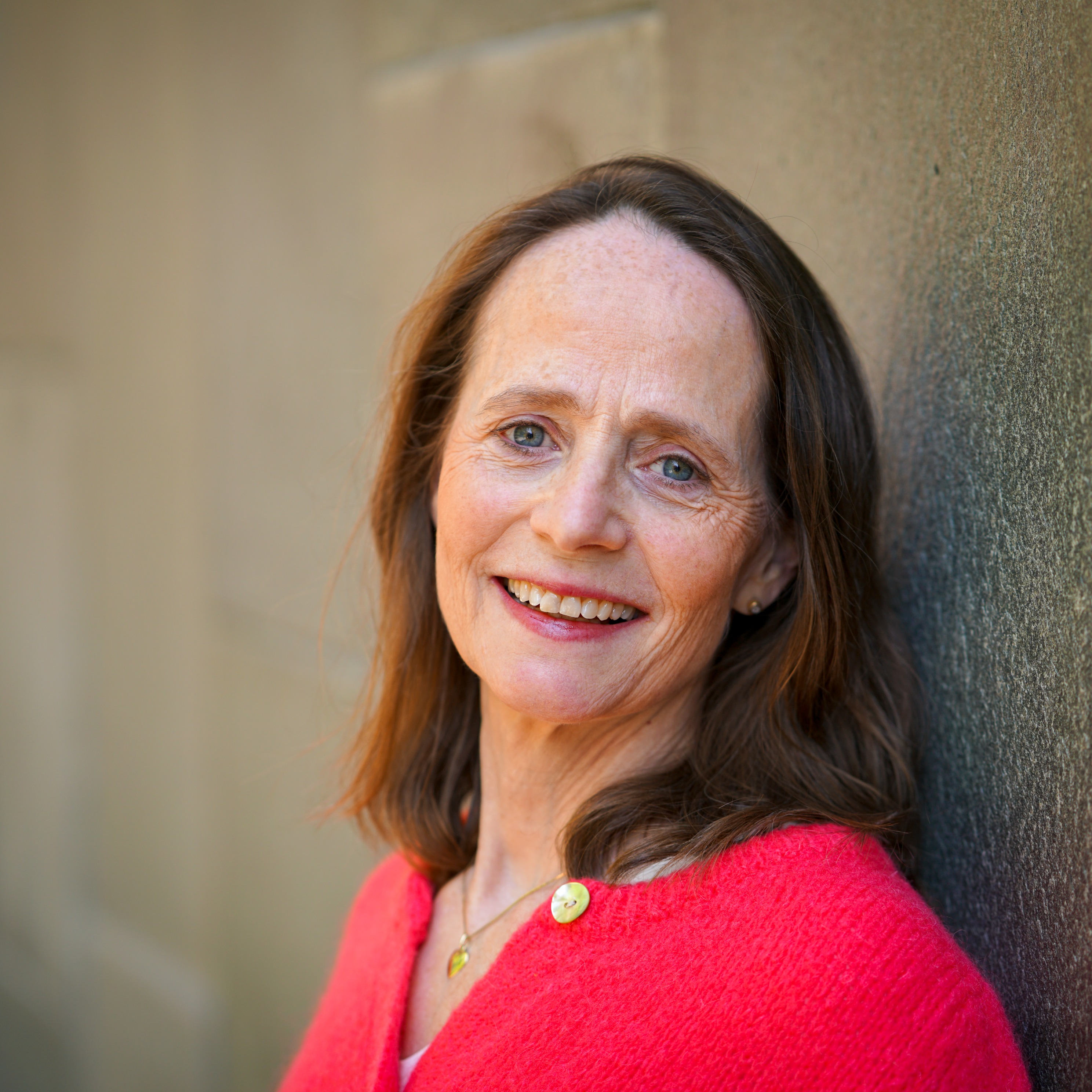 Picture of Julie Backer
