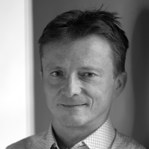 Daniel Agnew image